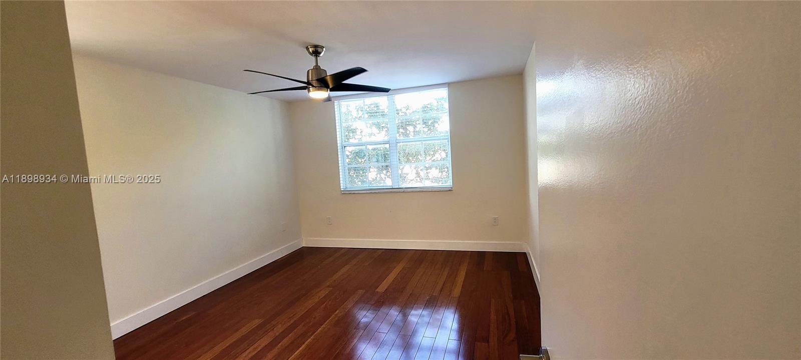 THE YACHT CLUB AT AVENTUR - Residential Lease