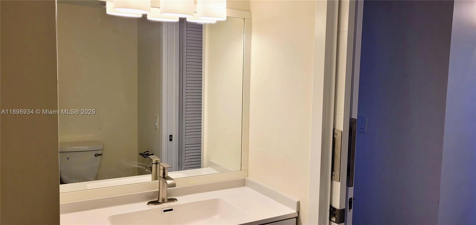 THE YACHT CLUB AT AVENTUR - Residential Lease