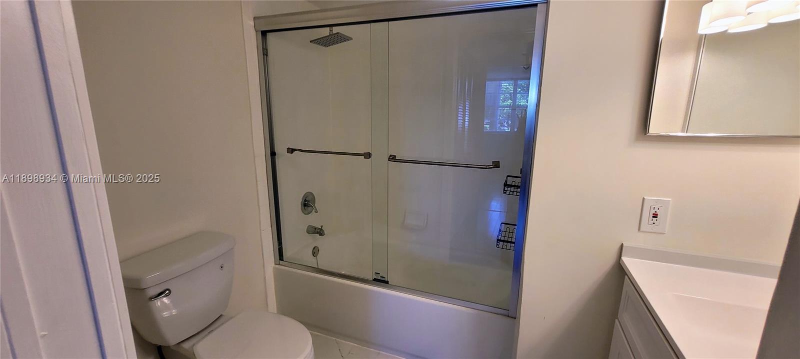 THE YACHT CLUB AT AVENTUR - Residential Lease