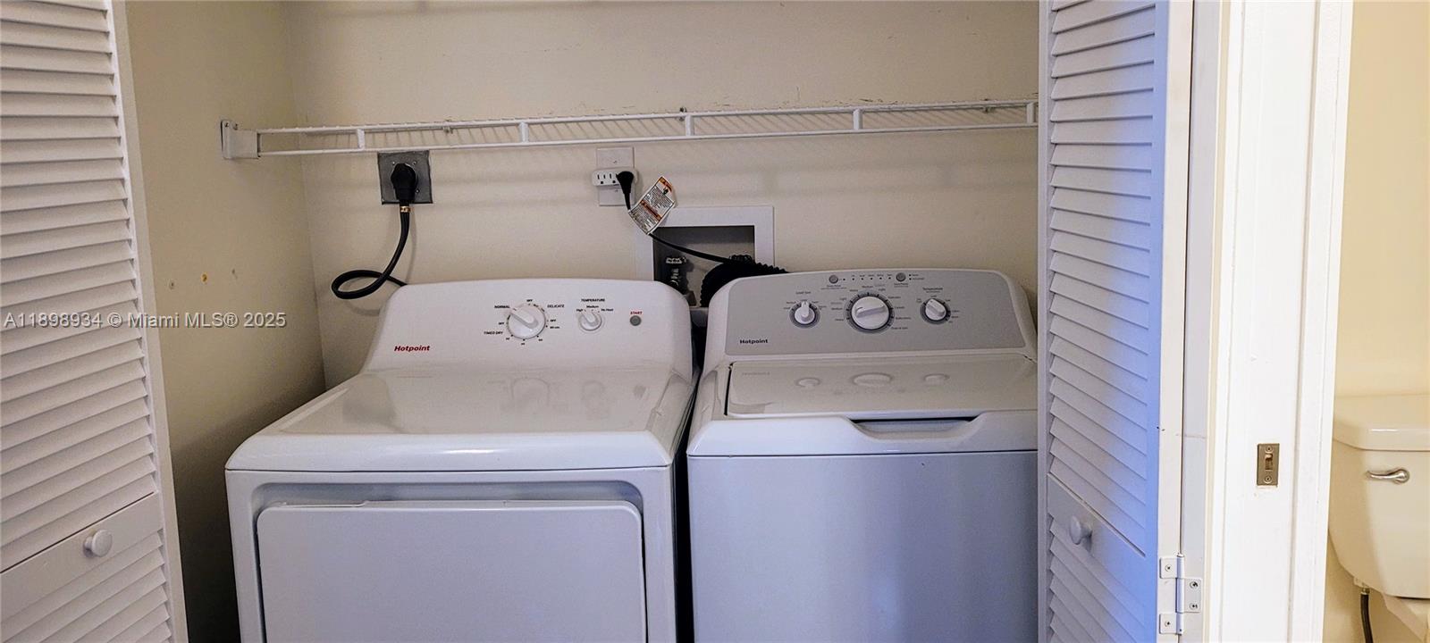 THE YACHT CLUB AT AVENTUR - Residential Lease