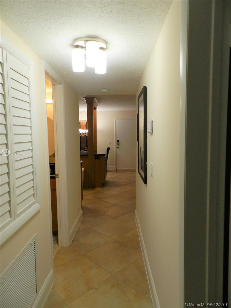 MAPLE LEAF VILLAS CONDO - Residential