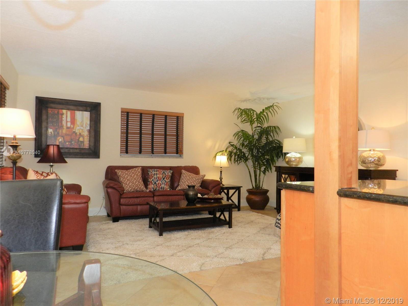 MAPLE LEAF VILLAS CONDO - Residential