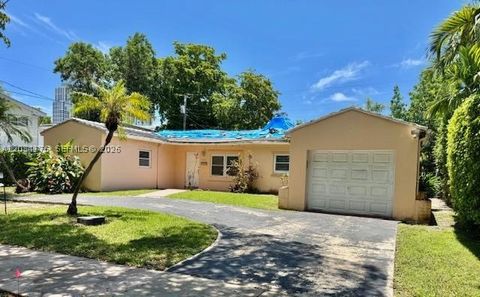 Photo of 226 Fluvia Ave, Coral Gables, FL 33134 (MLS # A12034176)