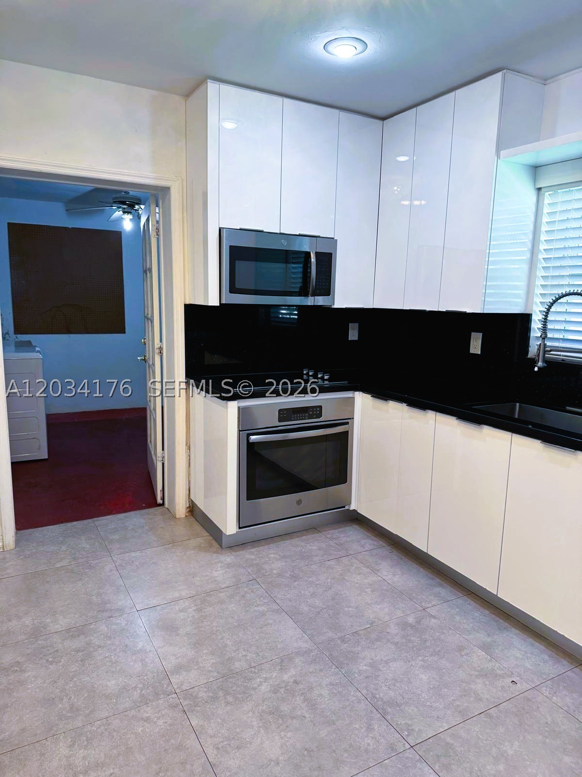 226 FLUVIA AV