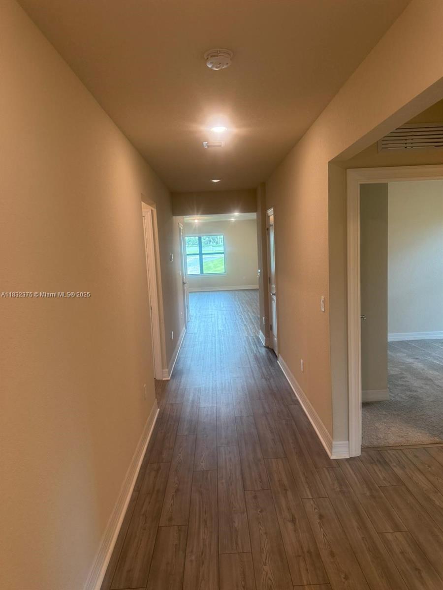 3141 Tamarind Dr