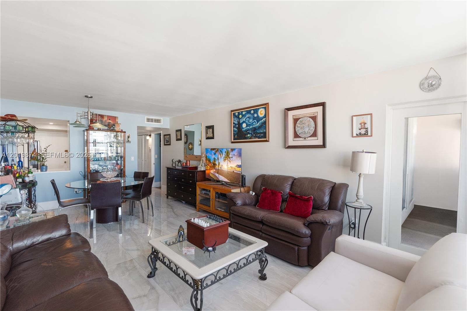 BUCKLEY TOWERS CONDO - EA - Residential
