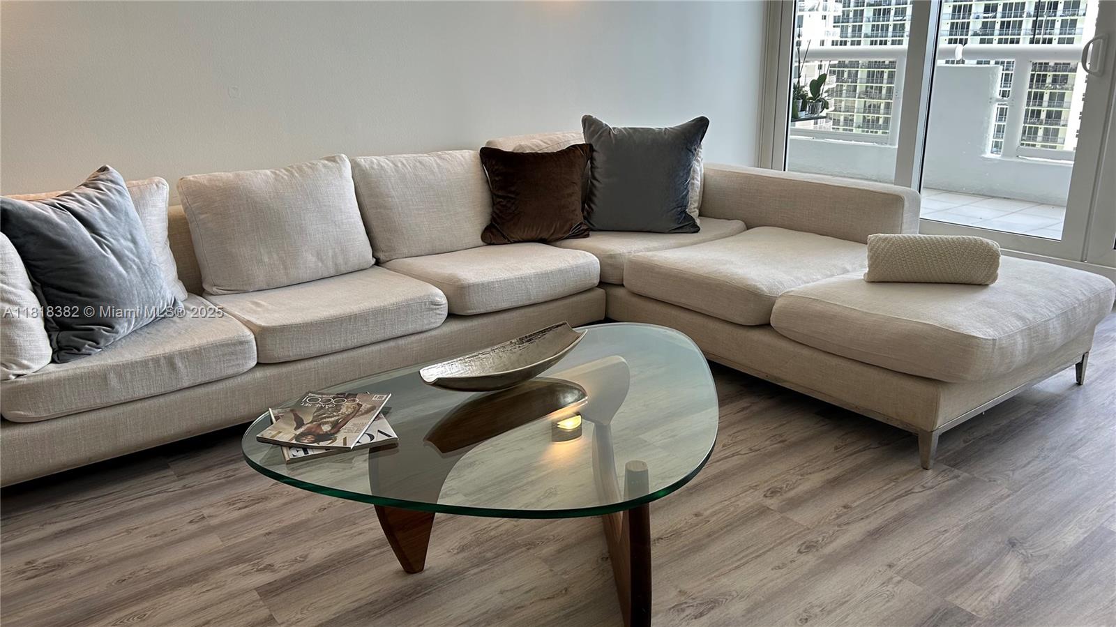VENETIA CONDO - Residential Lease