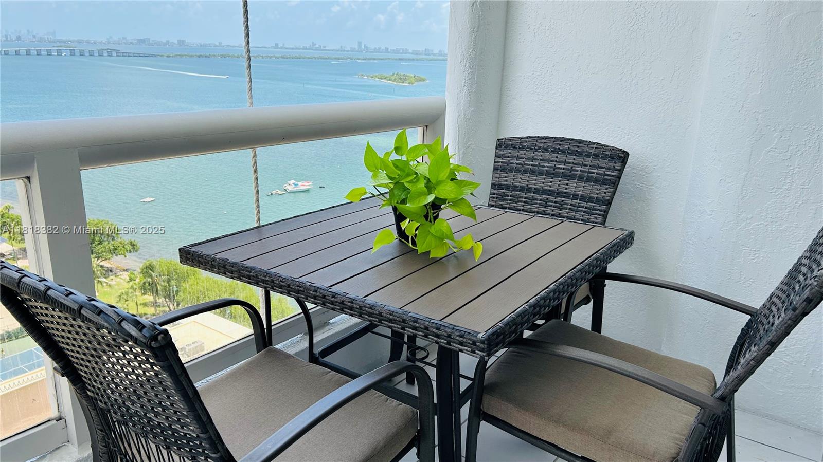 VENETIA CONDO - Residential Lease