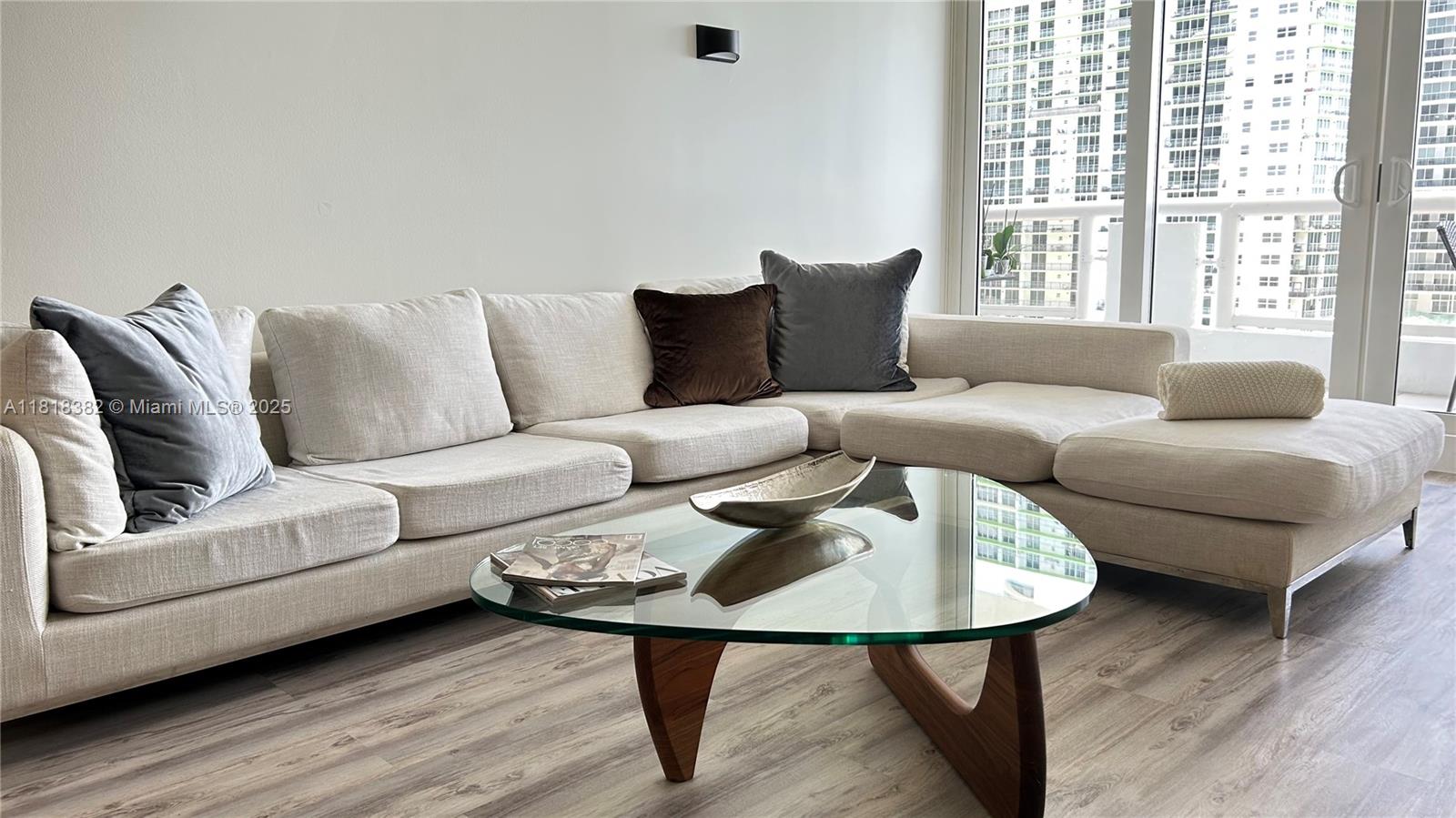 VENETIA CONDO - Residential Lease