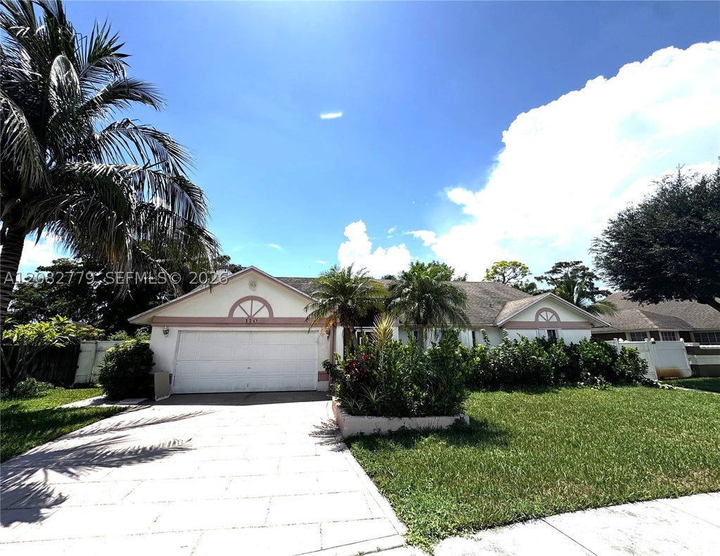 Photo of 110 Hemingway Ct, Royal Palm Beach, FL 33411 (MLS # A12082779)