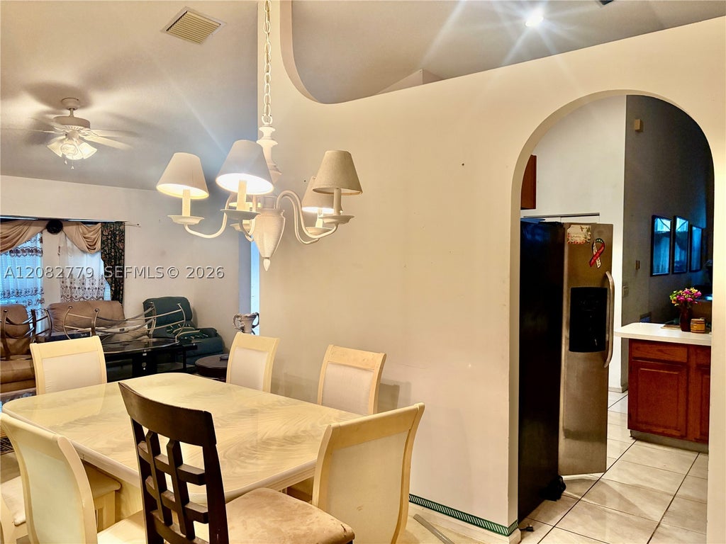 Photo of 110 Hemingway Ct, Royal Palm Beach, FL 33411 (MLS # A12082779)