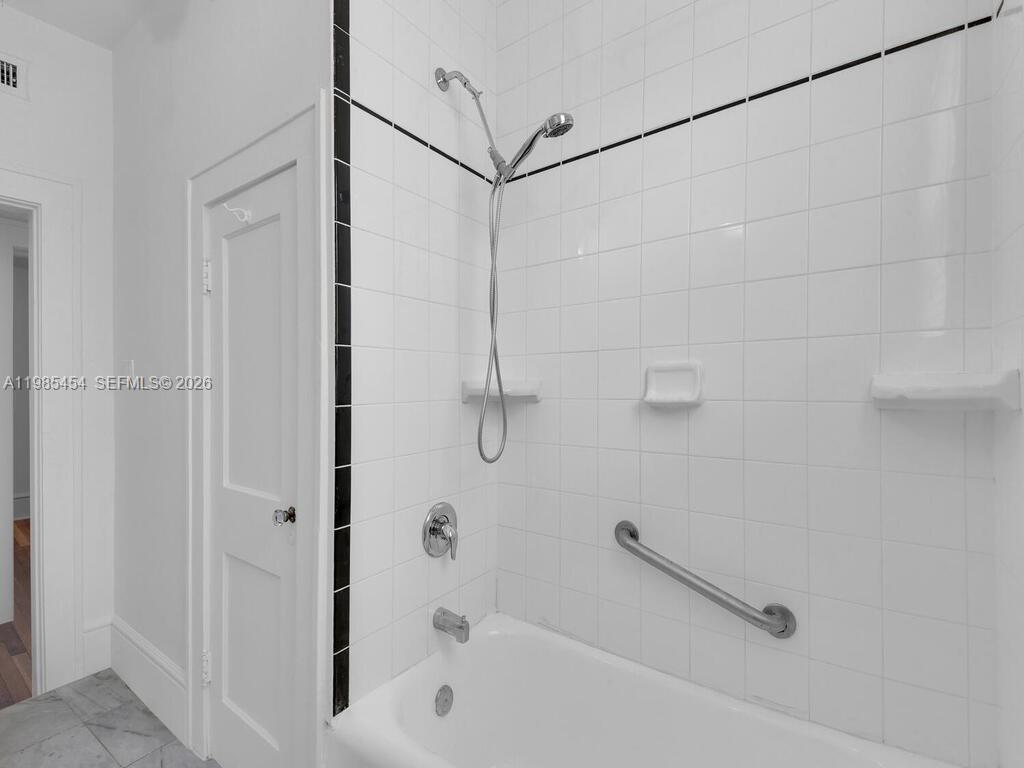 POINCIANA PARK - Residential