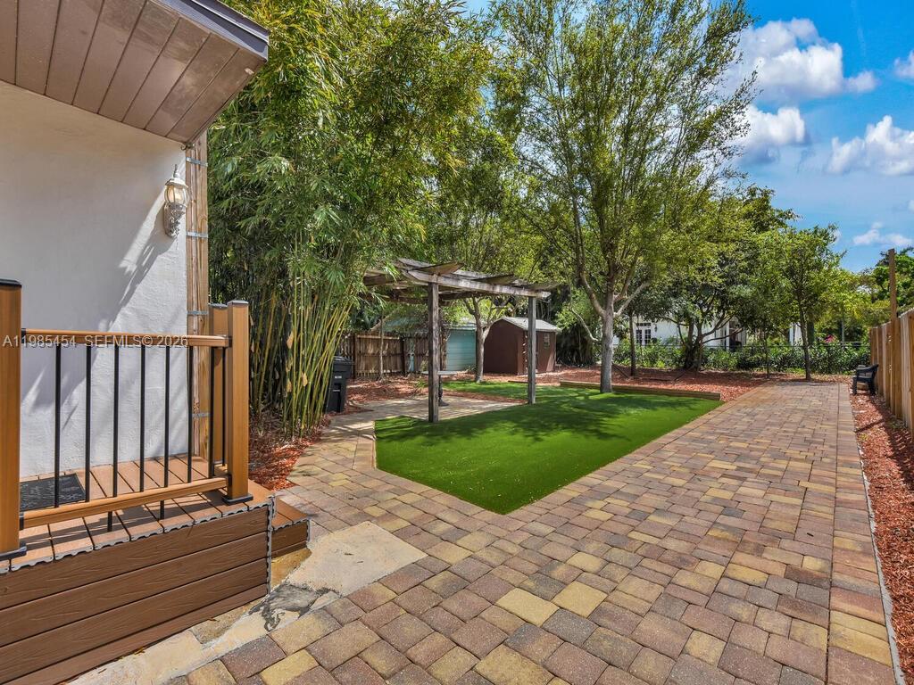 POINCIANA PARK - Residential