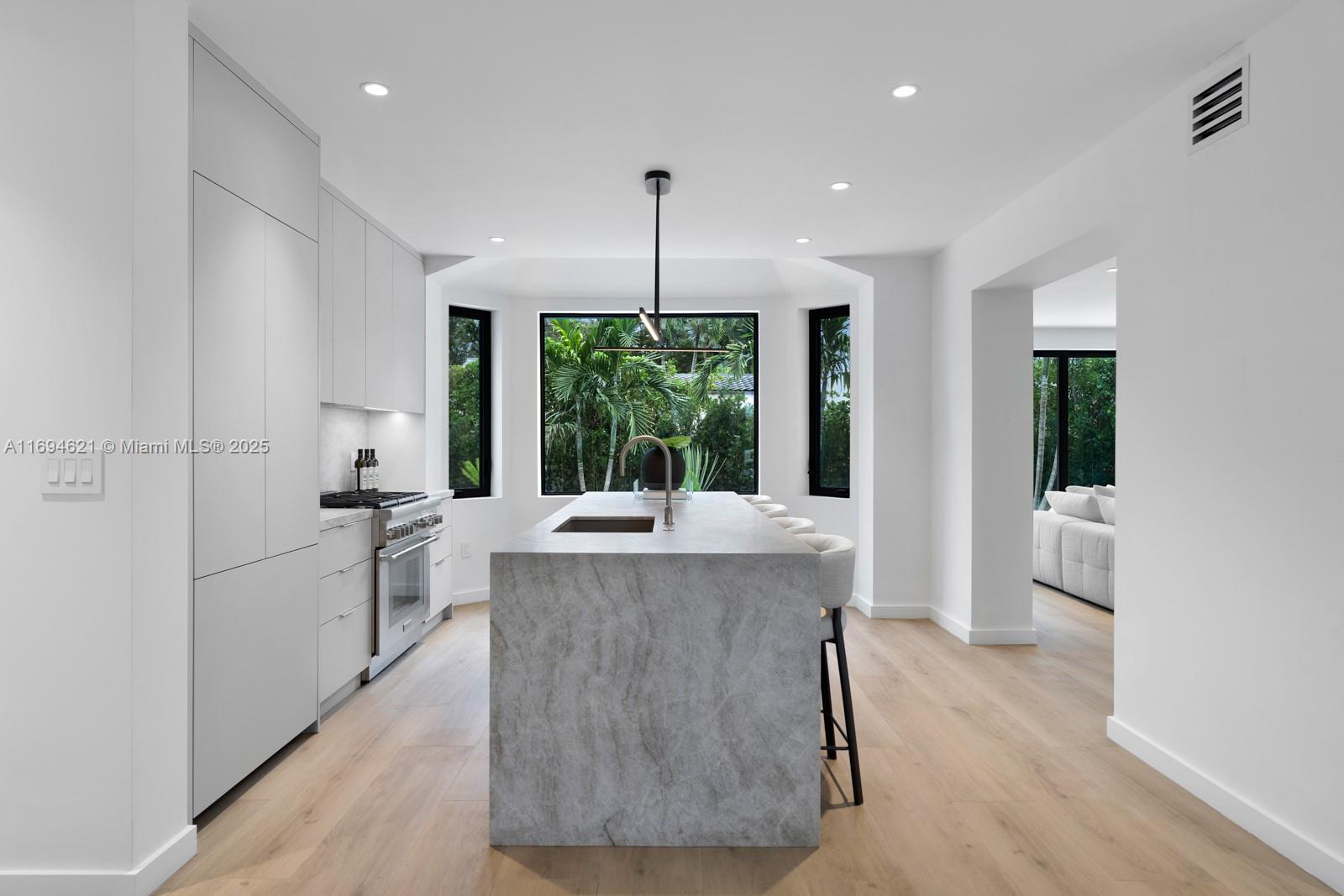 NAUTILUS SUB - Residential