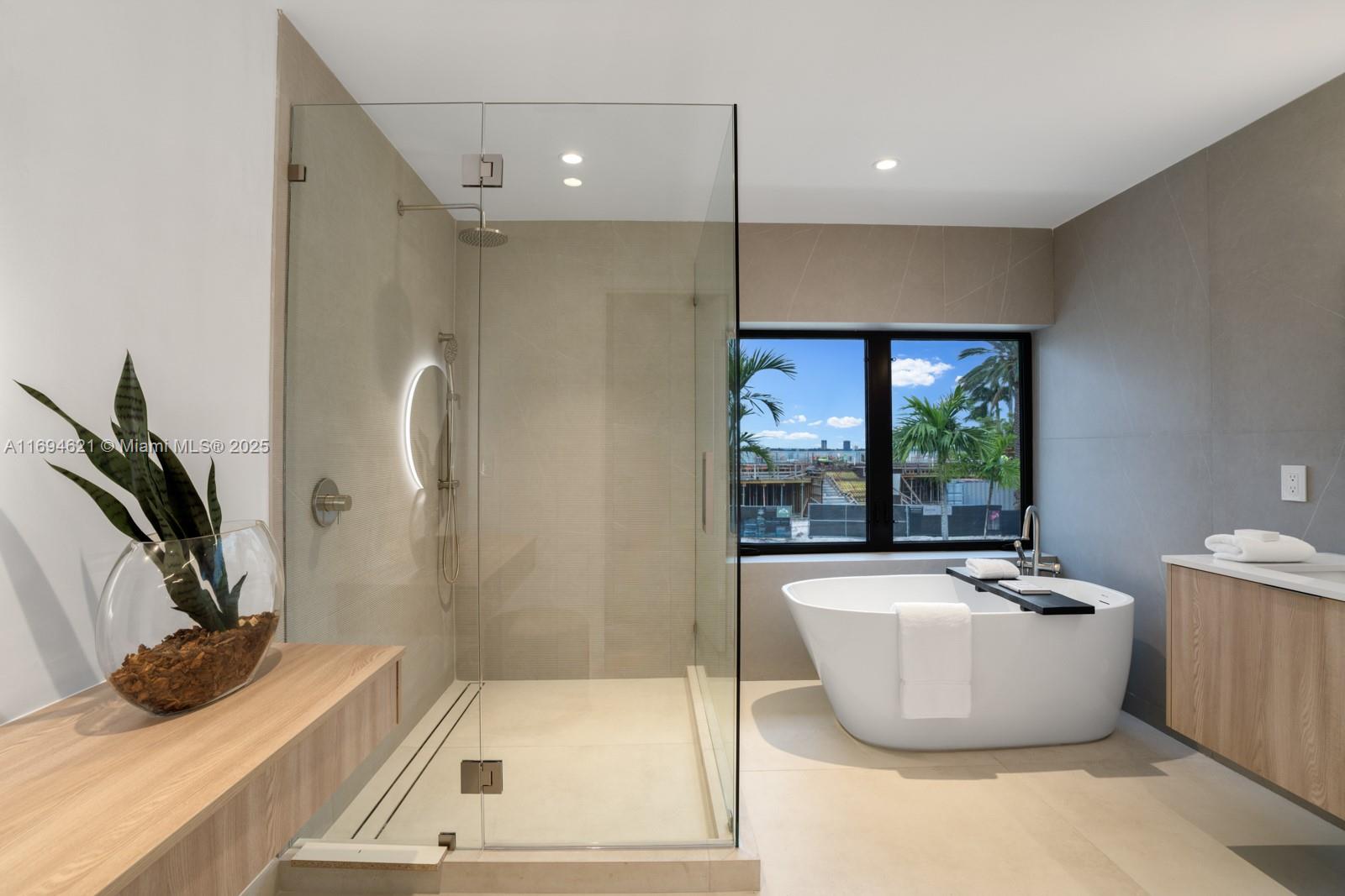 NAUTILUS SUB - Residential