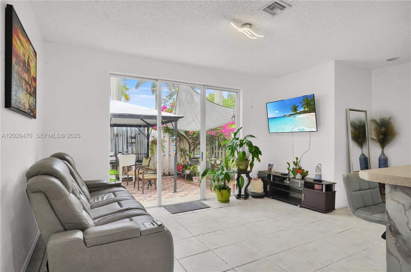 MARBELLA BAY - Residential