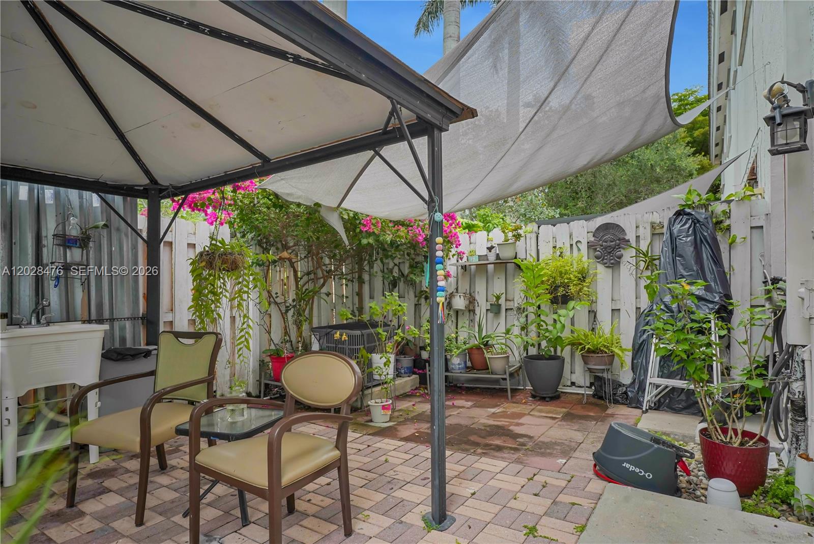 MARBELLA BAY - Residential