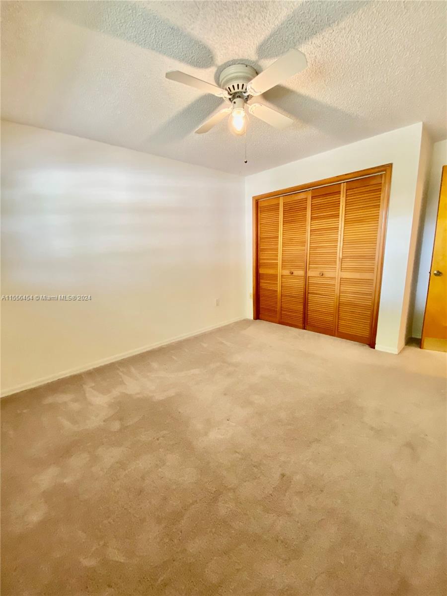 DAMIAN GALLOWAY ESTATES - Residential Lease