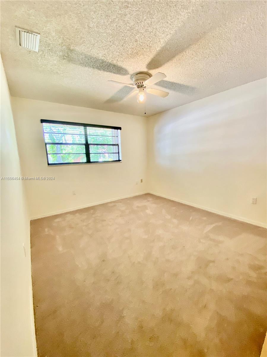 DAMIAN GALLOWAY ESTATES - Residential Lease