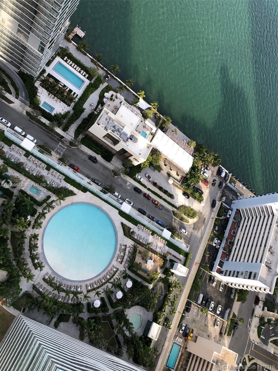 PARAISO BAY CONDO - Residential