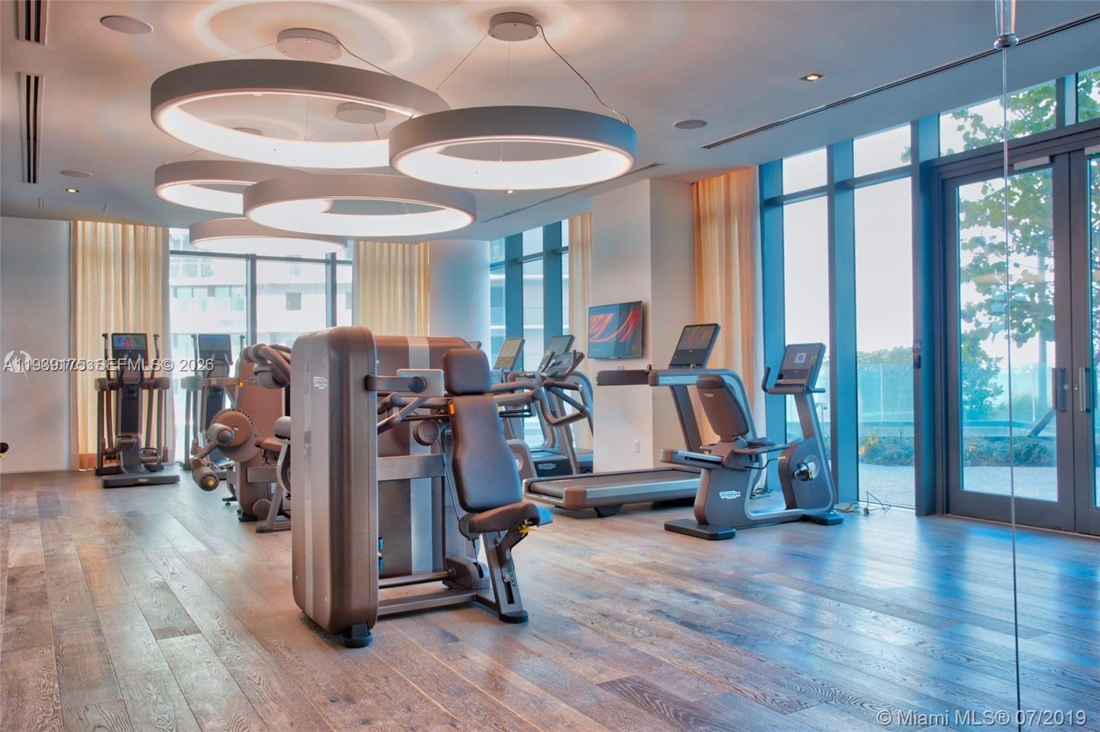 PARAISO BAY CONDO - Residential