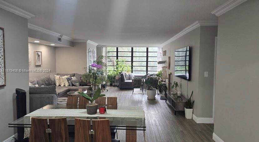 4132 S Carambola Cir S F206