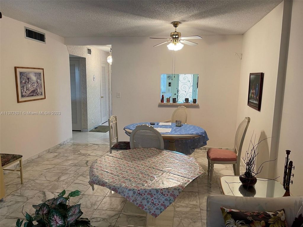 Photo of 319 NE 14th Ave #306, Hallandale Beach, FL 33009 (MLS # A11377621)