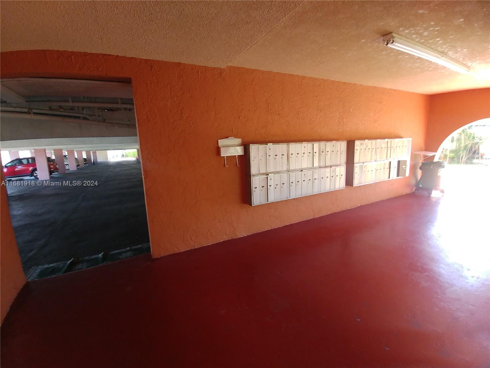 VILLA CATALINA CONDO - Residential