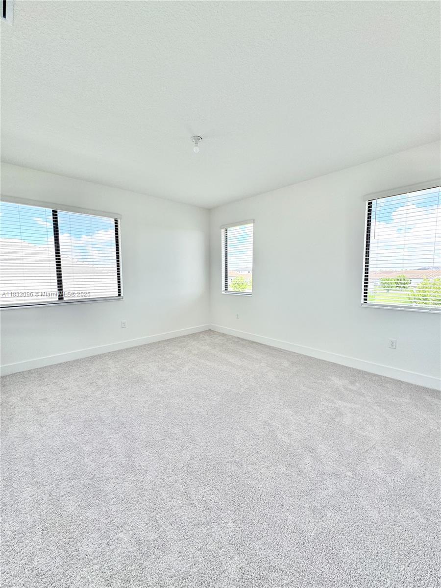 MAPLE RIDGE - Residential