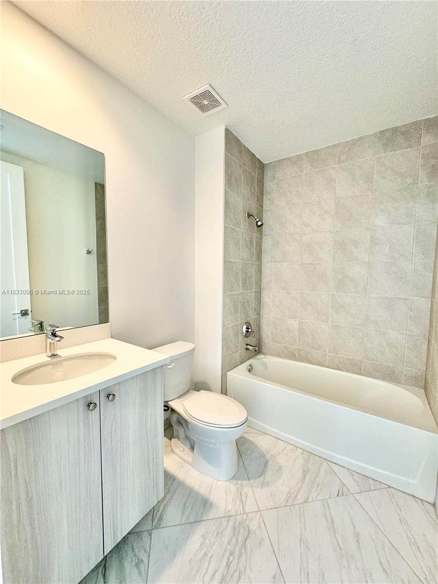 MAPLE RIDGE - Residential