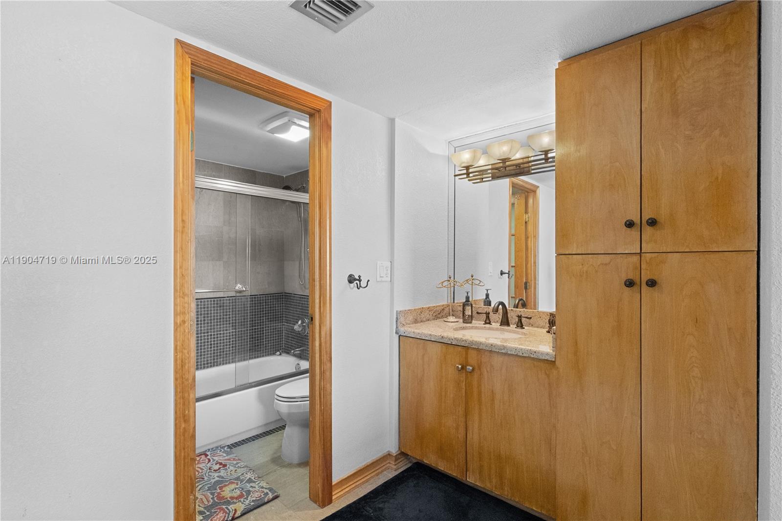 AVENTURA ELDORADO CONDO - Residential Lease