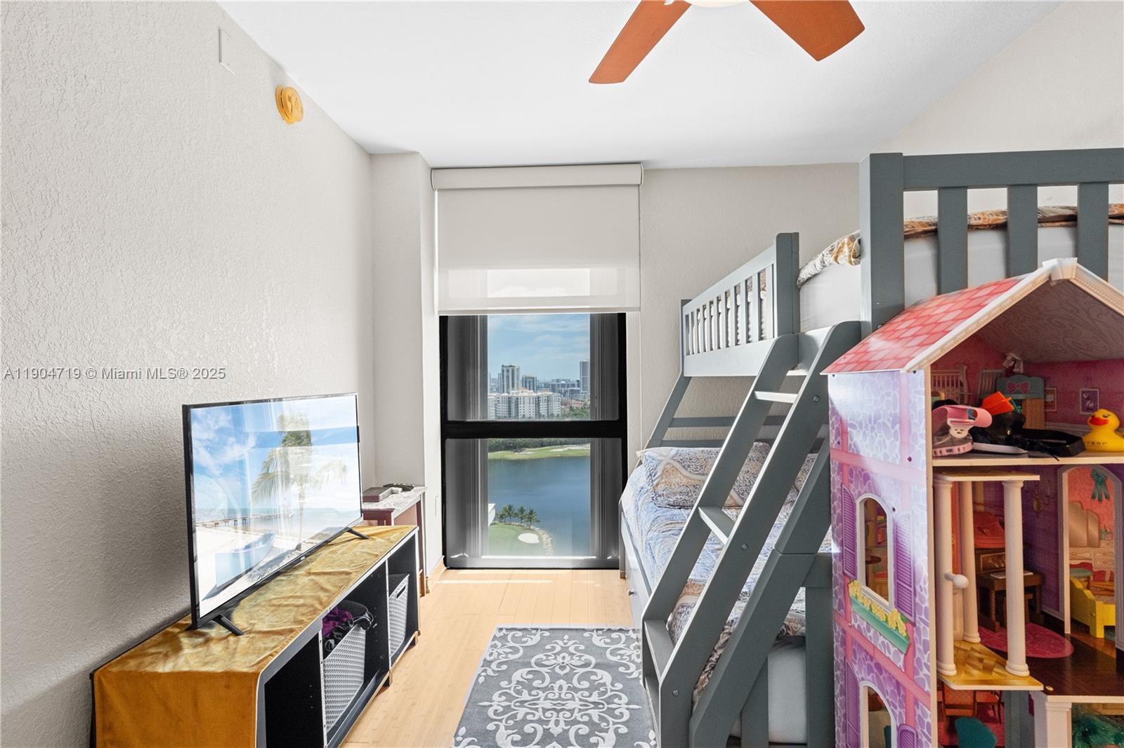 AVENTURA ELDORADO CONDO - Residential Lease