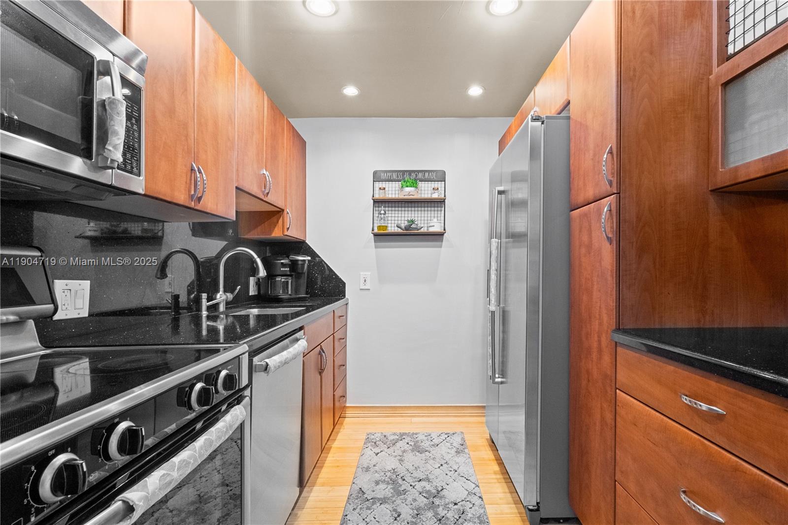 AVENTURA ELDORADO CONDO - Residential Lease