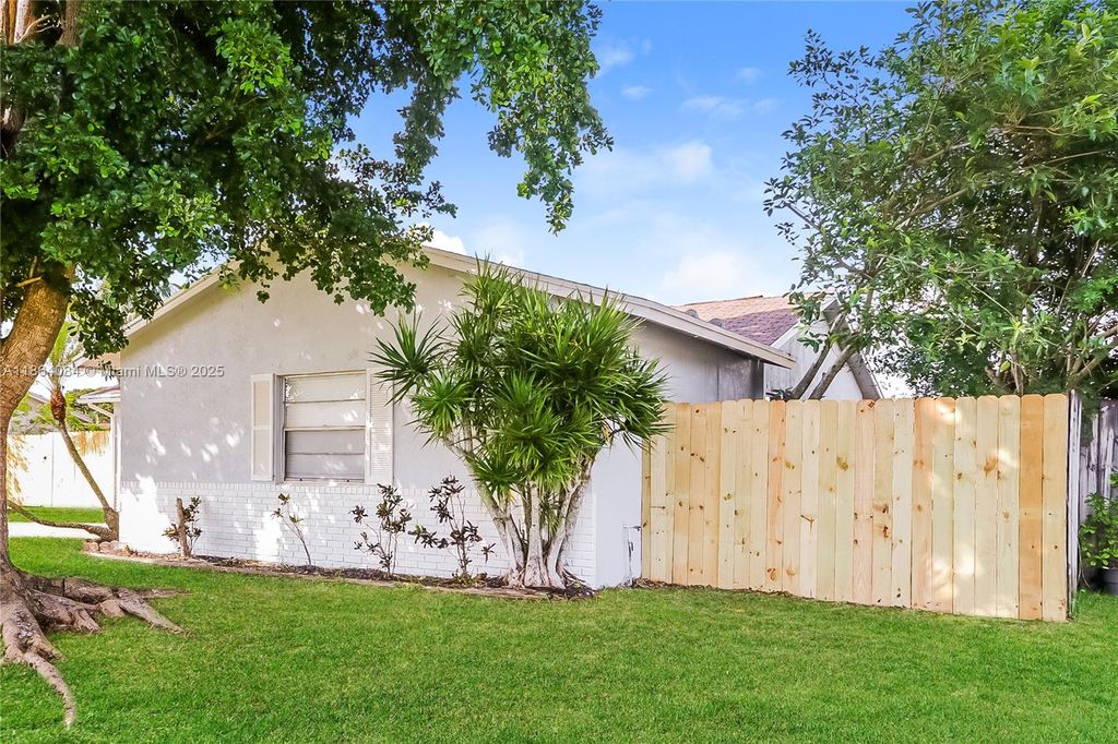 Photo of 1105 Sonata Way, Royal Palm Beach, FL 33411 (MLS # A11864084)