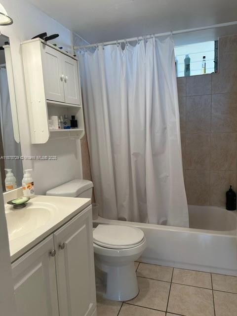 POINT EAST ONE CONDO-BLDG - Residential Lease