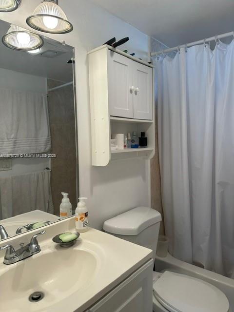 POINT EAST ONE CONDO-BLDG - Residential Lease