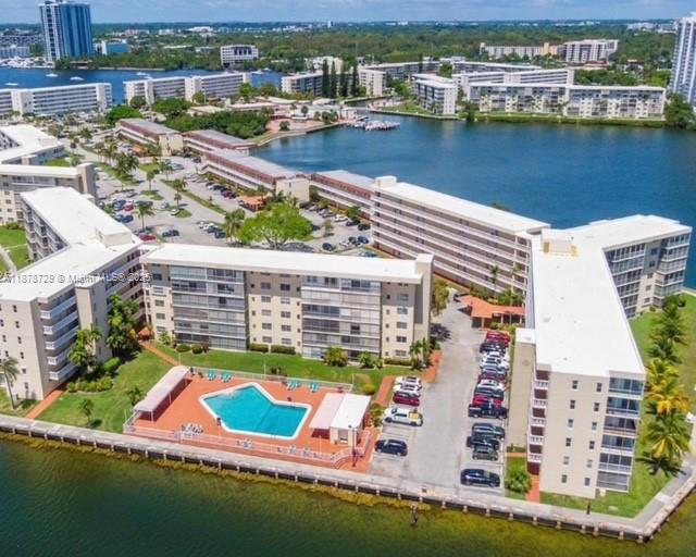 POINT EAST ONE CONDO-BLDG - Residential Lease