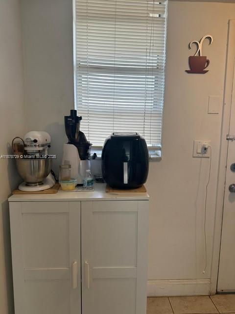 POINT EAST ONE CONDO-BLDG - Residential Lease