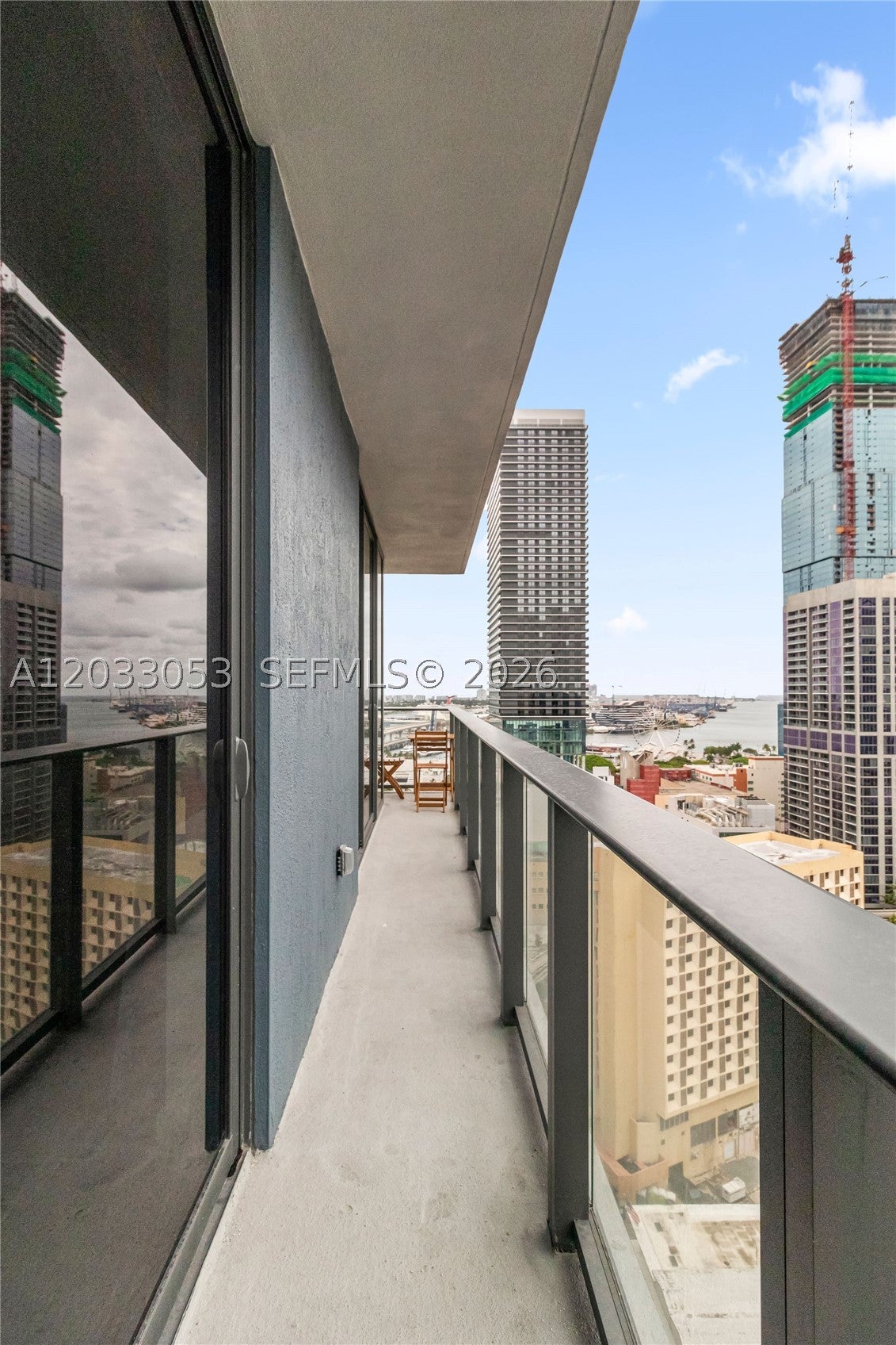 121 NE 5th St 2401