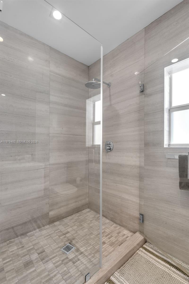 LA GORCE GOLF SUB - Residential