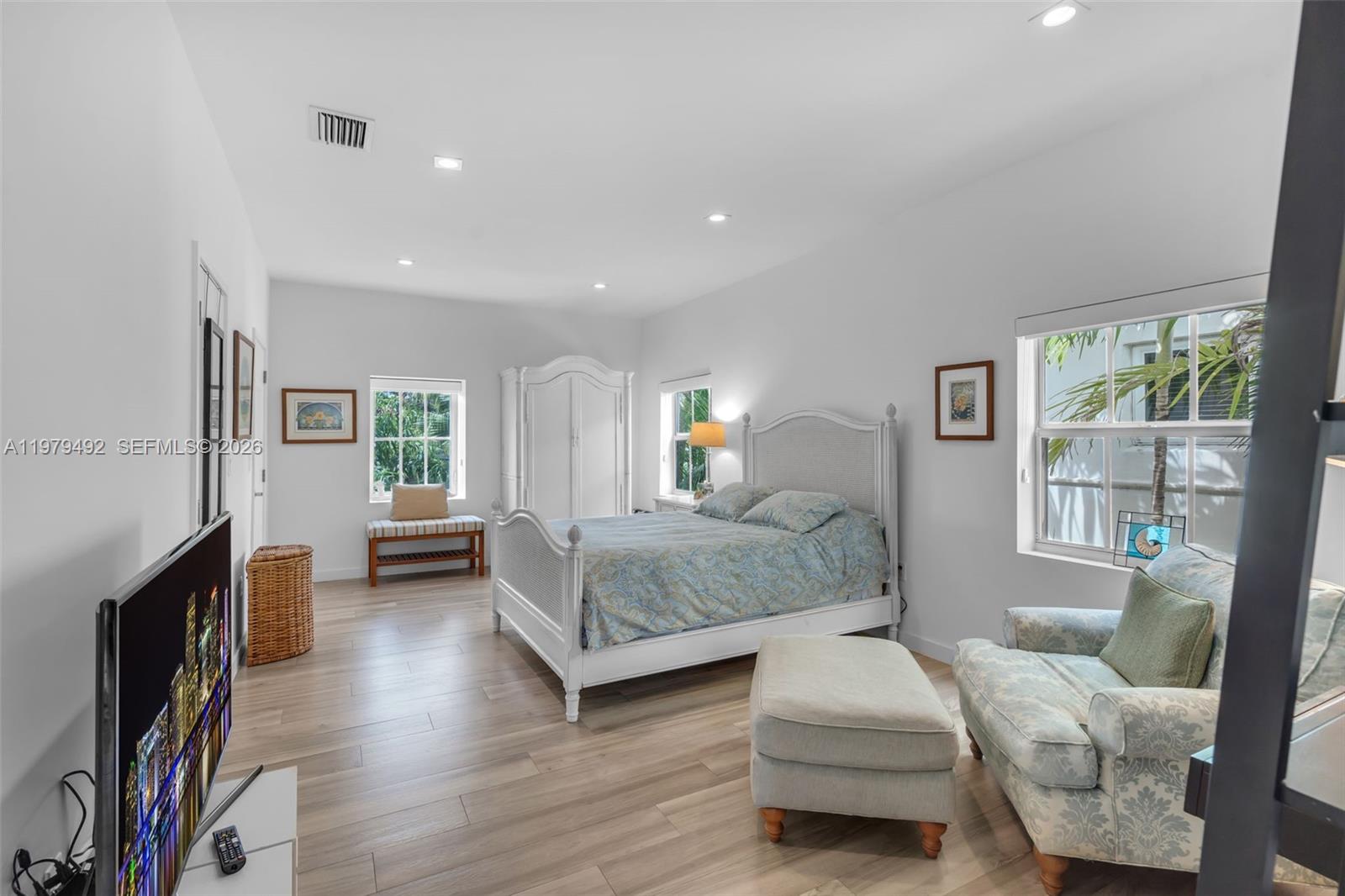 LA GORCE GOLF SUB - Residential