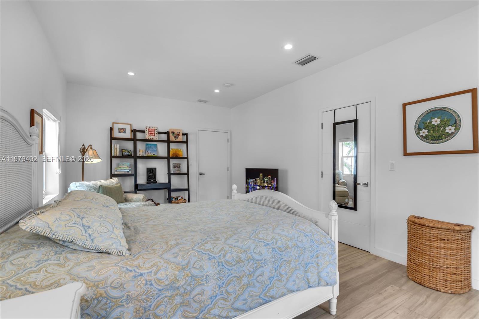 LA GORCE GOLF SUB - Residential