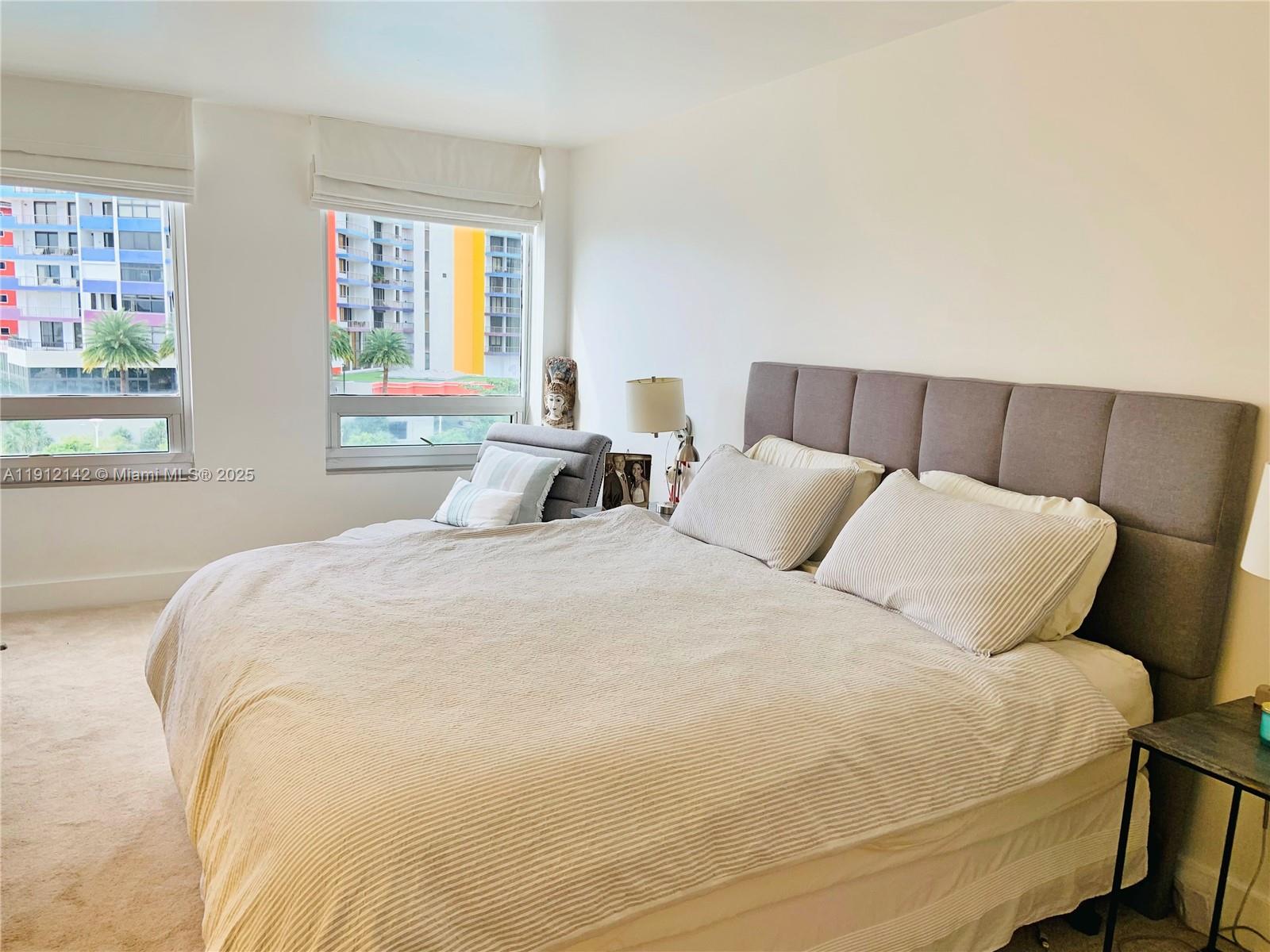 THE PALACE CONDO - Residential