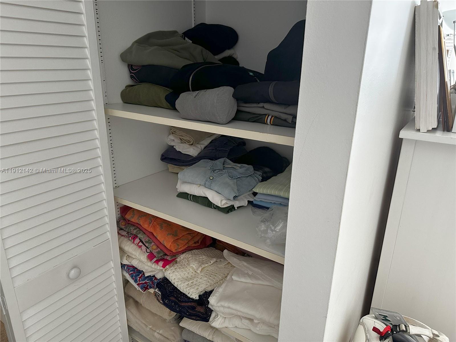 THE PALACE CONDO - Residential