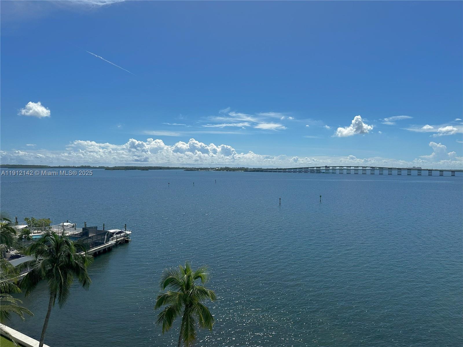 THE PALACE CONDO - Residential