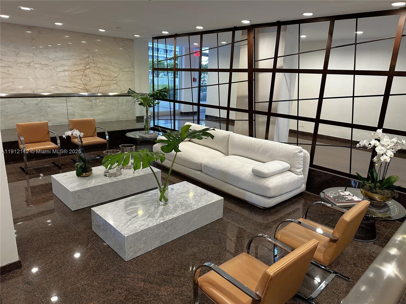 THE PALACE CONDO - Residential