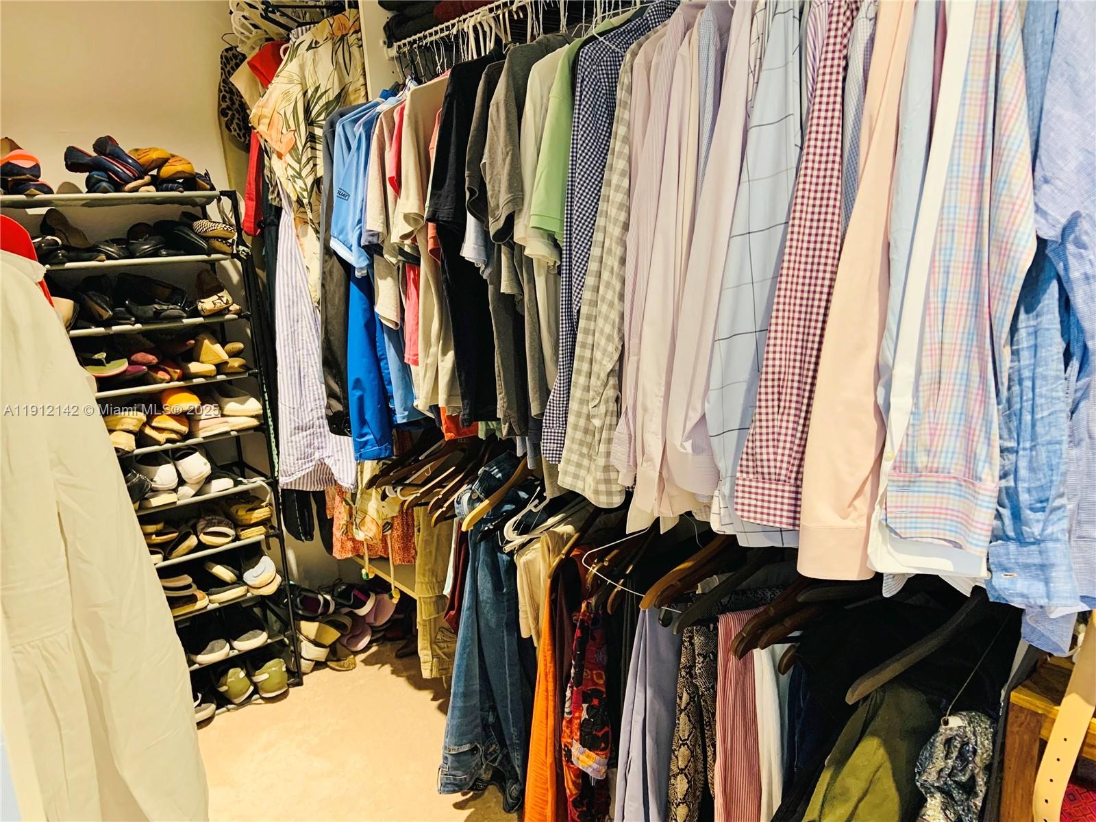 THE PALACE CONDO - Residential