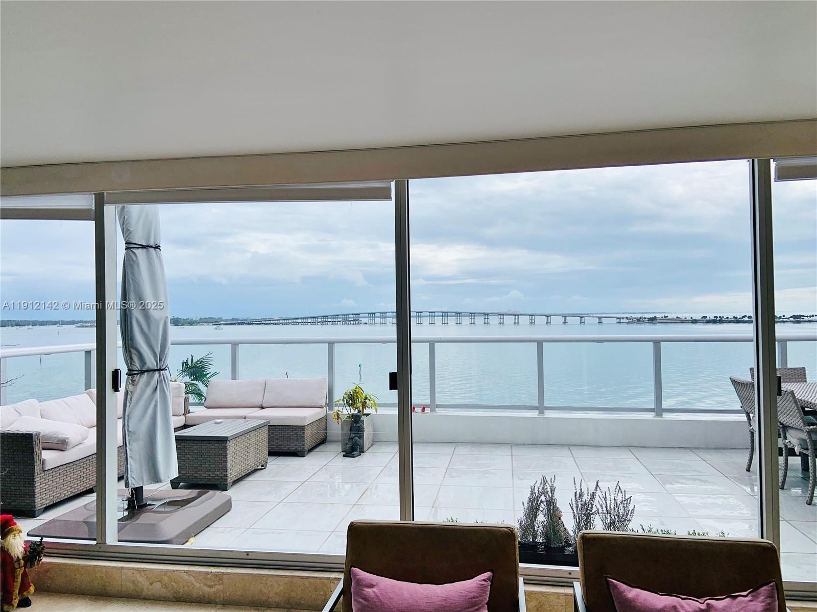 THE PALACE CONDO - Residential