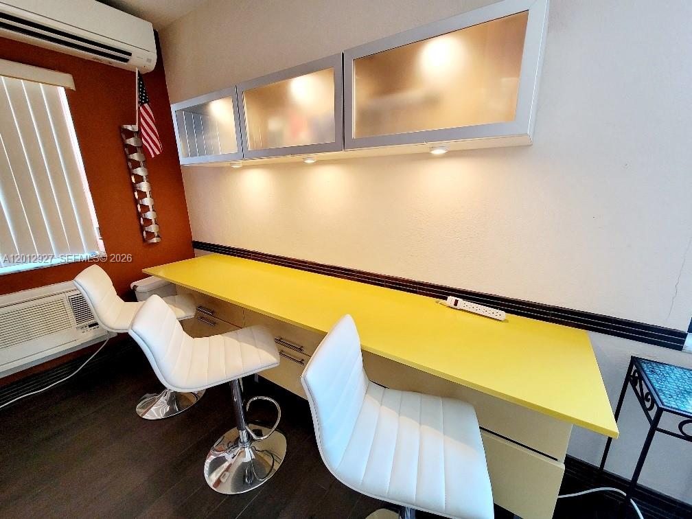 BEACH TERRACE RESORT COND - Residential
