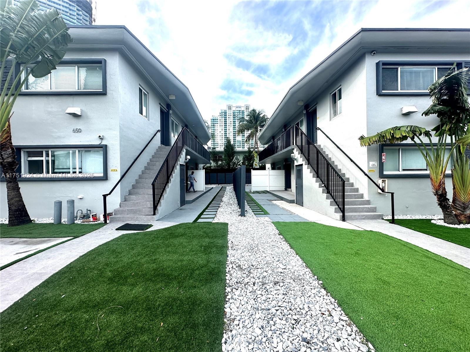 Rental Property at 650 Lenox Ave 1, Miami Beach, Miami-Dade County, Florida - Bedrooms: 2 
Bathrooms: 2  - $3,300 MO.